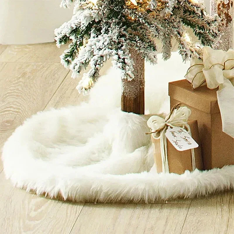 Gonna per albero di Natale in peluche bianco soffice