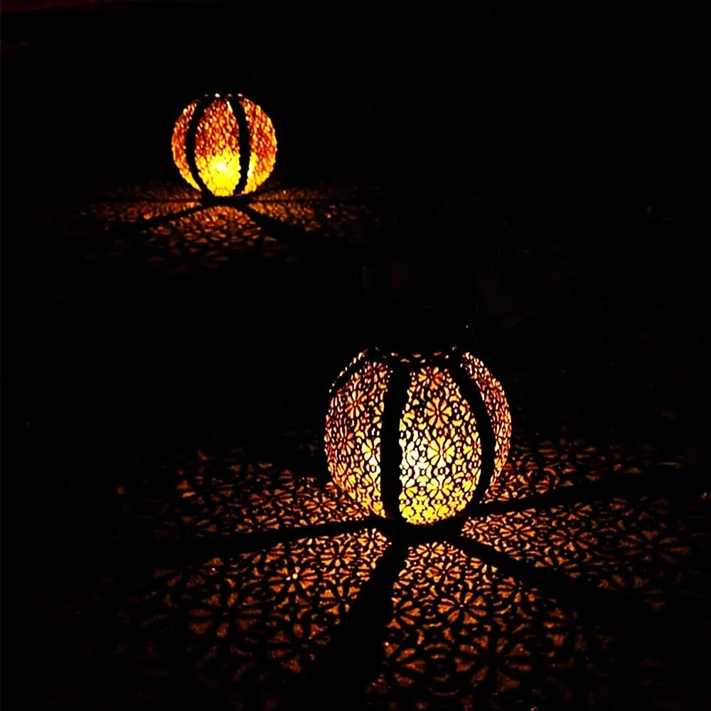 Lampada Solare LED da Giardino – Un’atmosfera elegante e suggestiva per valorizzare ogni spazio esterno