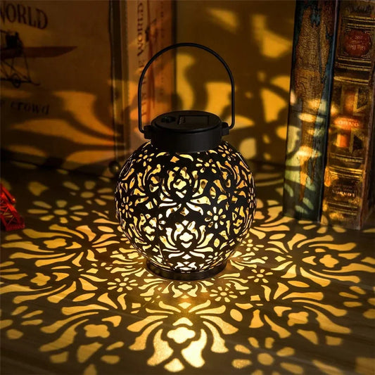 Lampada Solare LED da Giardino – Un’atmosfera elegante e suggestiva per valorizzare ogni spazio esterno